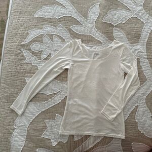 Uniqlo HEATTECH long sleeve t-shirt (Excellent Used Condition_